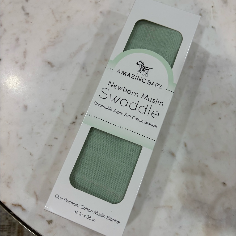 Amazing Baby Newborn Muslin Swaddle - Green